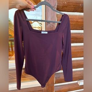 Aritzia | Babaton Contour Square Neck Bodysuit